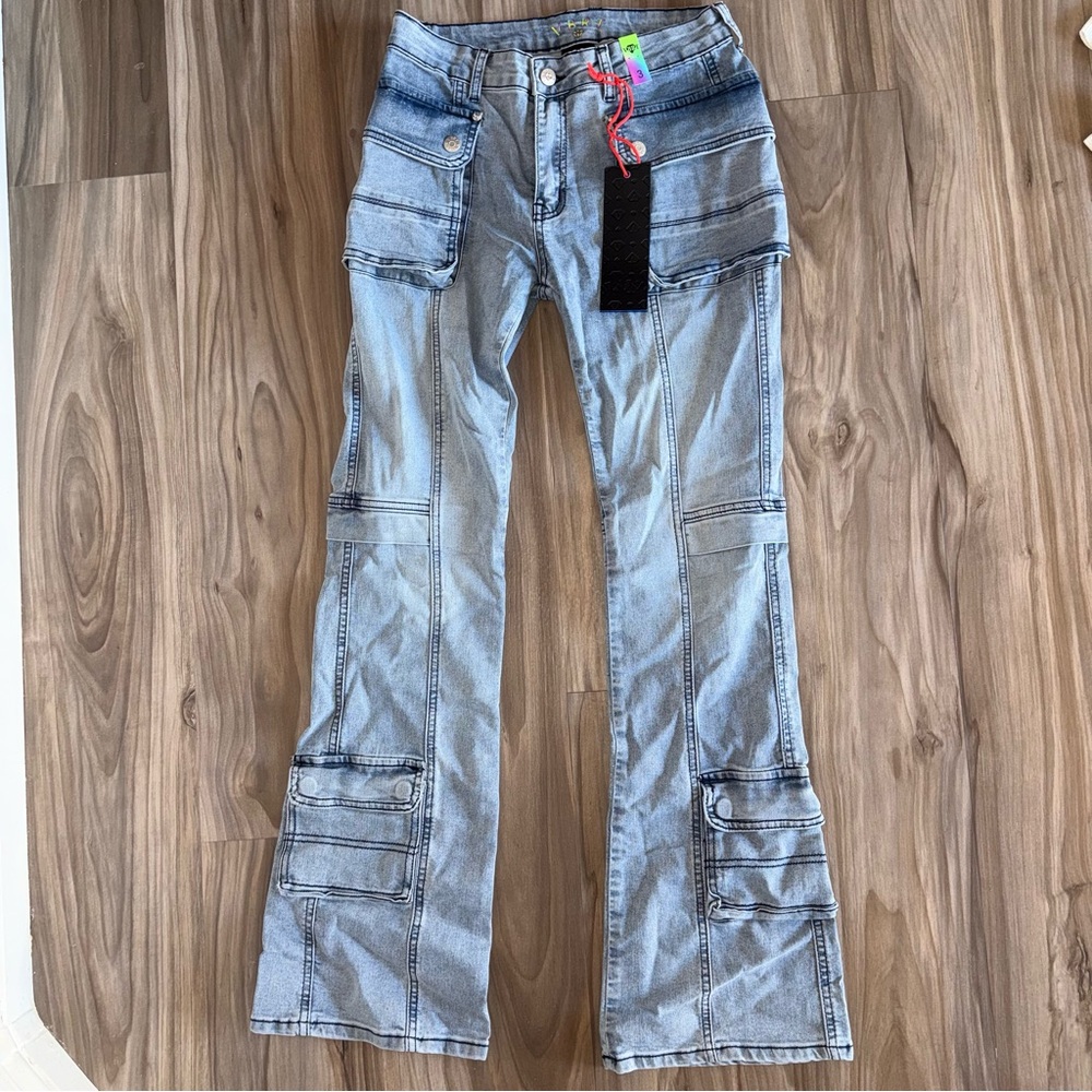 NWOT cargo pocket flare leg jeans size 3